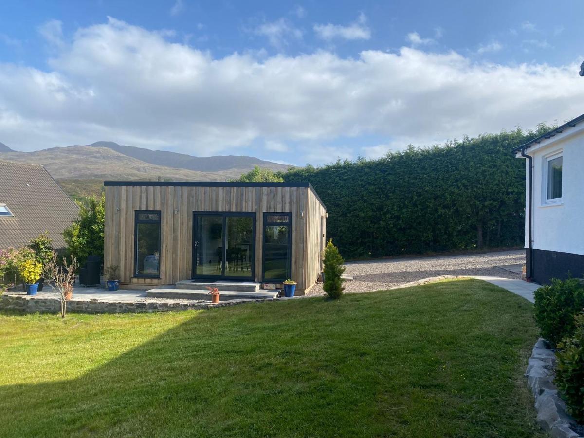 Ardvreck Chalet Self-Catering Kyleakin Exterior photo